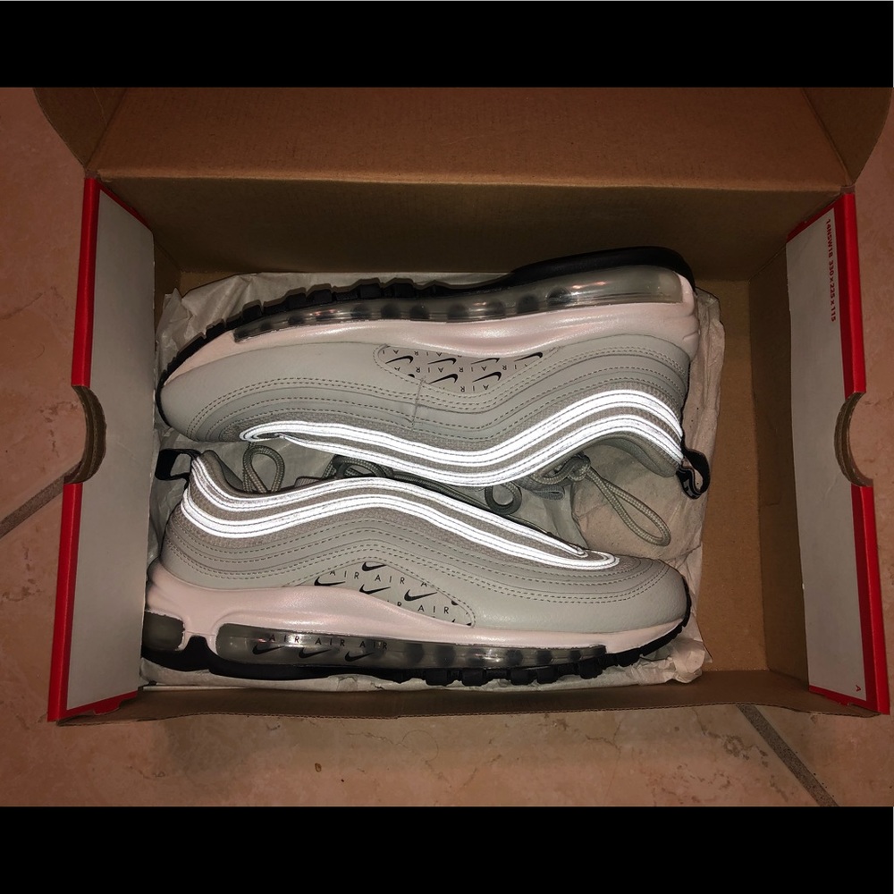 NIB Nike Air Max 97 Womens